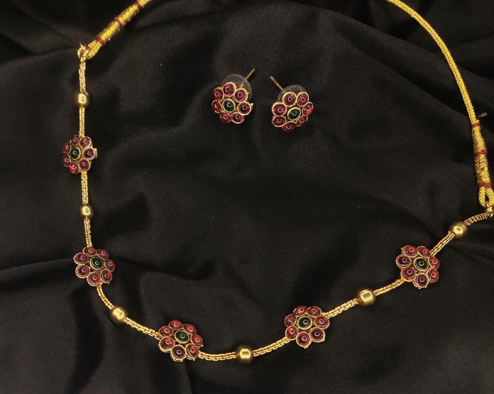Golden Choker Set