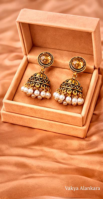 Golden Jhumka 