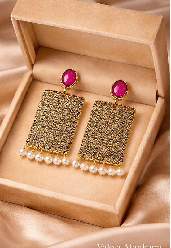 Pearl Drop Earring