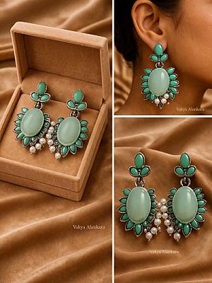 Pearl Drop Earring