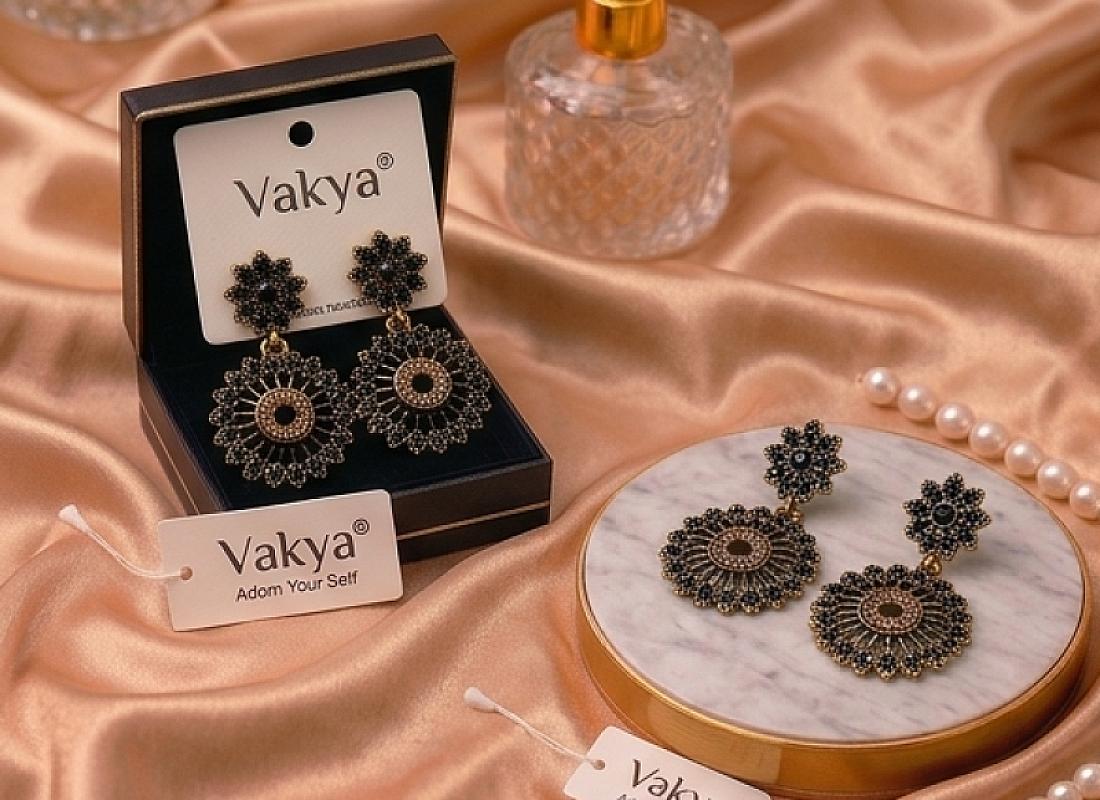 Black Chandbali Earrings